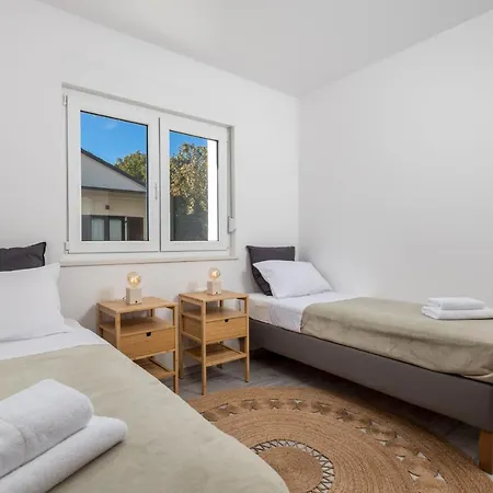 Apartament Hendrix Novi Vinodolski