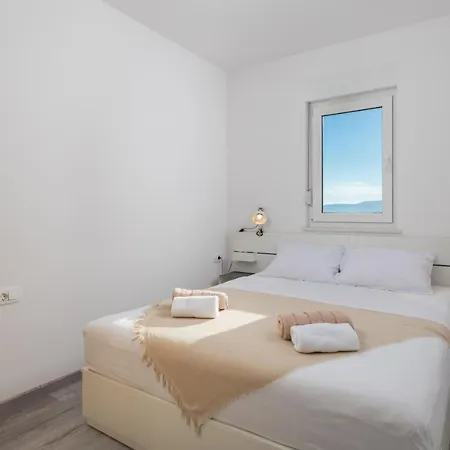 Apartament Hendrix *